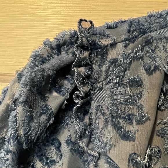 Textured blue button down - Picture 5 of 9